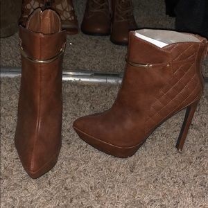 High heel ankle booties